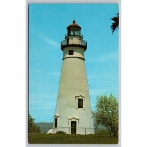 Postcard Vintage Ohio Lakeside Marblehead Peninsula Light Lighthouse Great Lakes